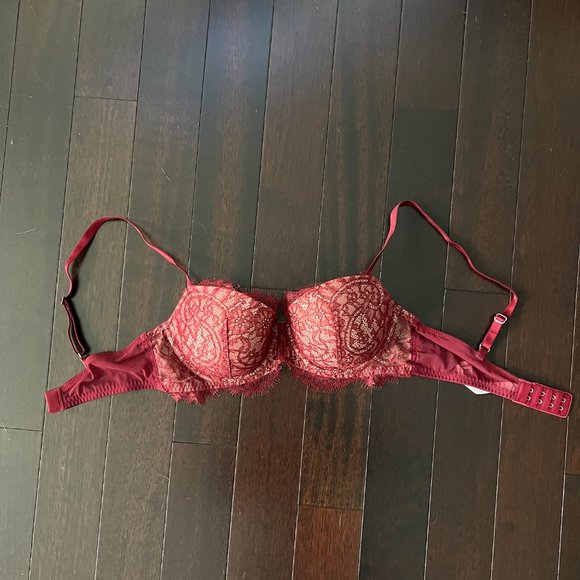 Victoria's Secret Burgundy Red Dream Angels Bra Discontinued NWOT - Picture 11 of 14